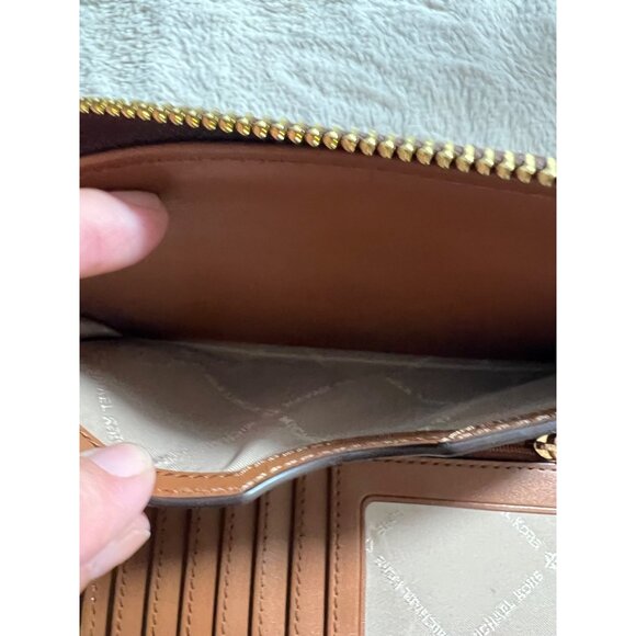 Michael Kors Jet Set Logo Brown & Gold Zip-Around Wristlet Wallet For Women - Picture 8 of 11